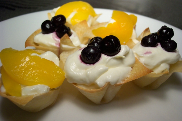 Fat Free Fruit And Cream Wonton Cups