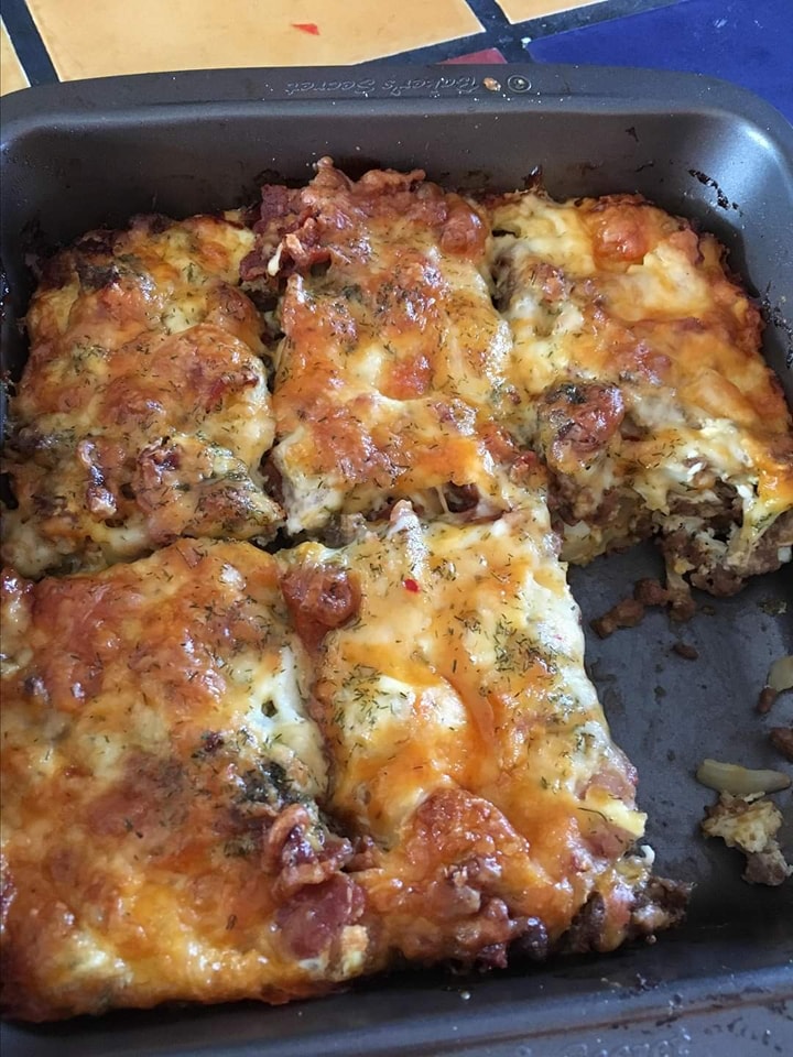 Low-Carb Bacon Cheeseburger Casserole!!!