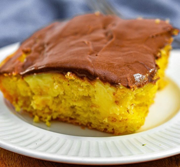 Boston Cream Poke Cake Recipe 🍰✨