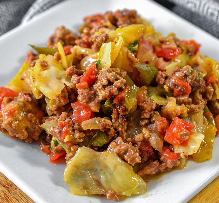 Cheesy Ground Beef and Cabbage Skillet Recipe 🧀🥬