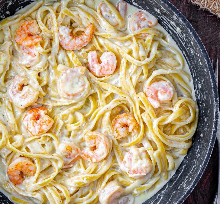 One Pan Shrimp Fettuccine Alfredo 🍤🍝