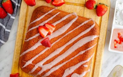 The BEST Strawberry Brownies 🍓🍫