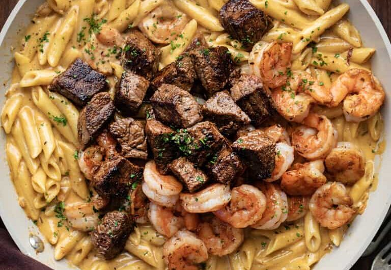 How to Make Cajun Shrimp & Steak Alfredo Pasta